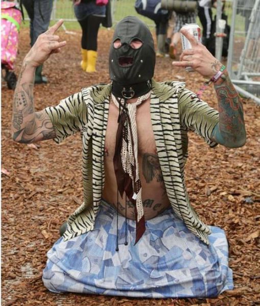 Some of the Strangest People in the World (64 pics)