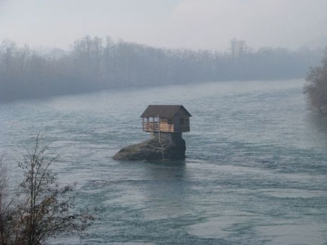 Cute Lonely House in the Middle of Serbian River