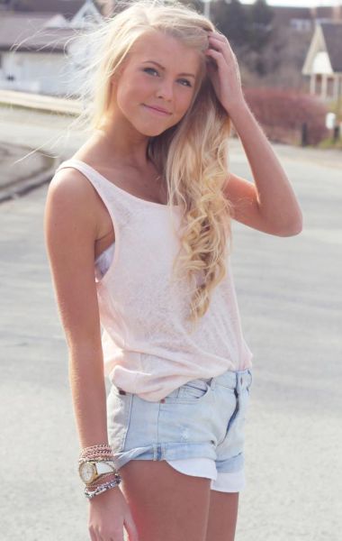 naturally_beautiful_girls_640_23.jpg