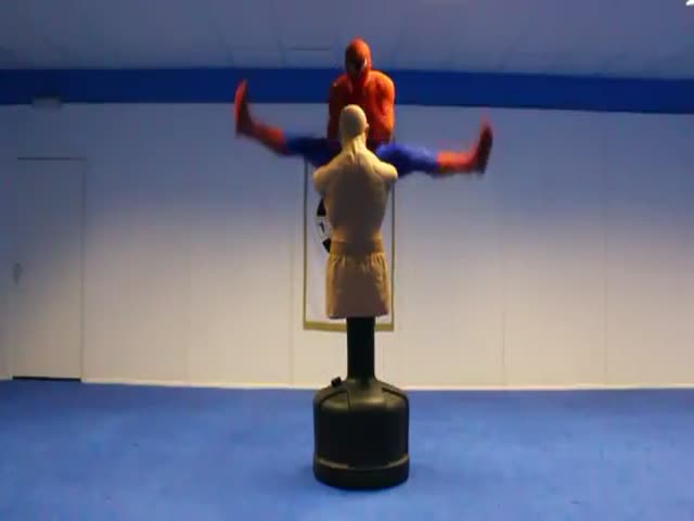 How Spiderman Should Fight 