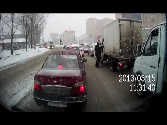 Hilarious Russian Road Rage 