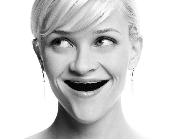 Actresses without Teeth: Just Too Freaky for Words