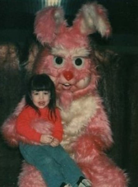 These Easter Photos Are so Awkward That It Makes Them Hilarious