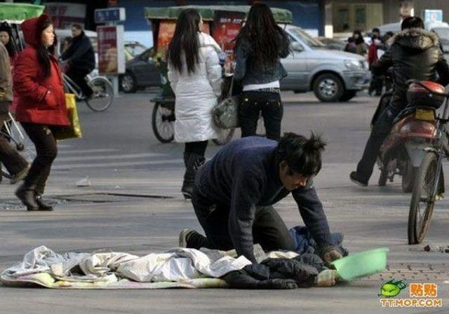Cunning and Ruthless Chinese Beggars