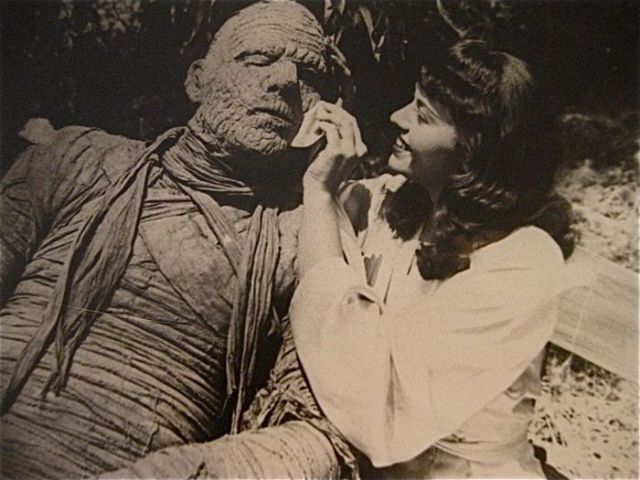 A Revealing Behind-the-scenes Look at Some Monster Movies