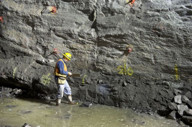 An Underground Look at the Construction of a NYC Subway Building