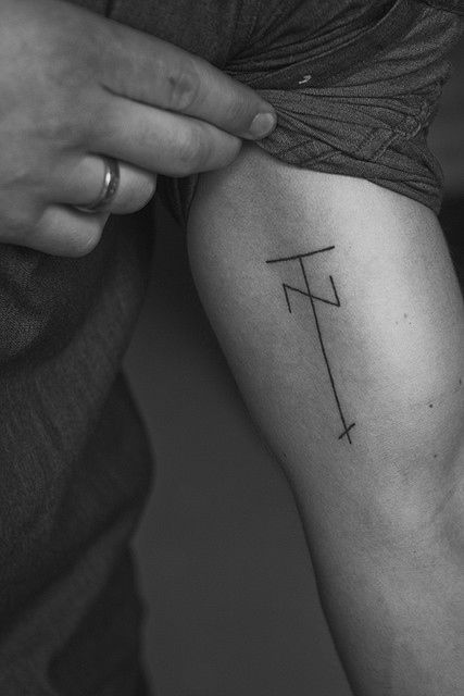 Attractively Angular Geometric Tattoos