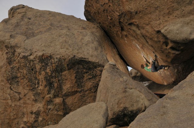Impressive Pictures of Fearless, Thrill-Seeking Mountain Climbers