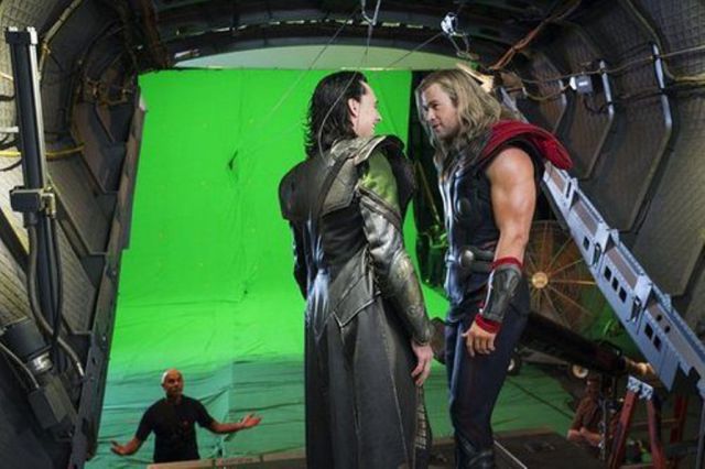 Casual Photos from Behind-the-scenes of Great Films