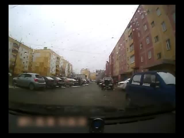 Crazy Hit and Run Fail in Russia 