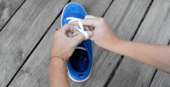 The Quickest Way to Tie Your Shoe Laces