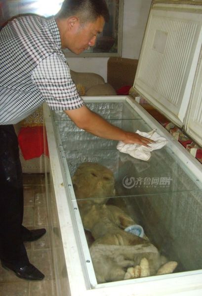 You Won’t Guess What This Chinese Man Keeps in His Freezer