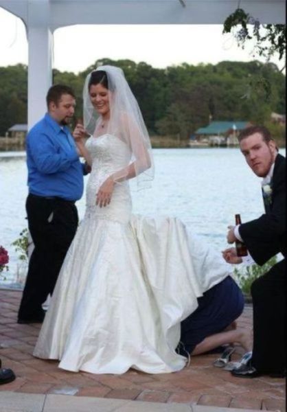 Wedding Pictures of Funny and Awkward Moments