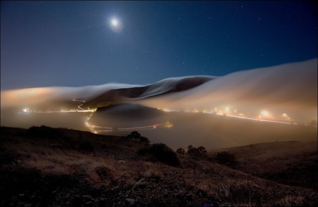 Beautiful Photographs Capture San Francisco Shrouded in Mist