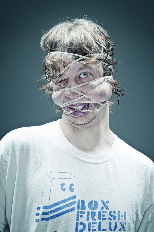 Bizarre Photo Project with Rubber Bands