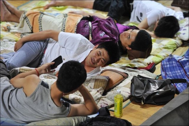 See How Chinese Students Escape the Heat