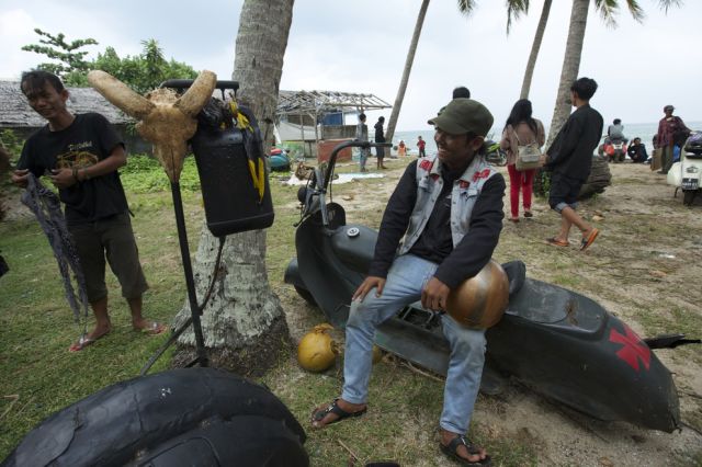 Indonesians Ride the Oddest Motorbikes Ever