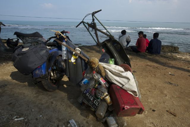 Indonesians Ride the Oddest Motorbikes Ever