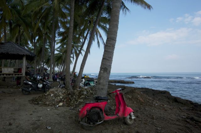 Indonesians Ride the Oddest Motorbikes Ever