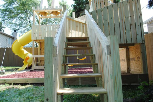 Dad Builds an Awesome Home Swing Set as a Surprise for His Daughter
