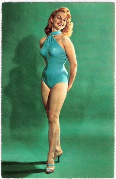 Old-School Swimwear from the ‘40s and ‘50s