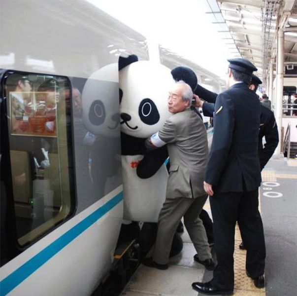 The Wackiest Pictures Always Come from Japan