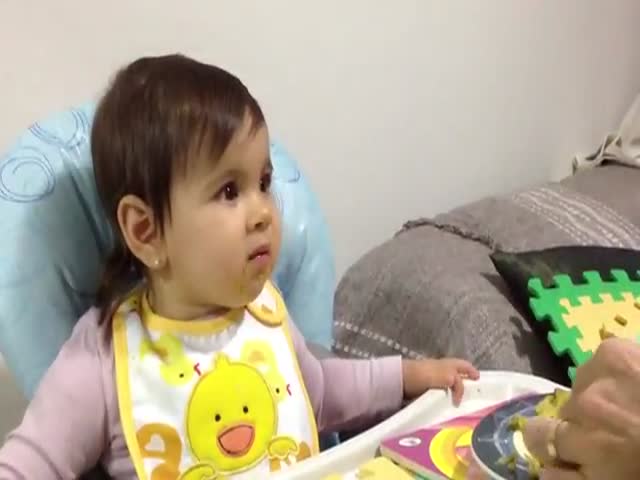 Dad Cleverly Tricked His Daughter into Eating Vegetables 