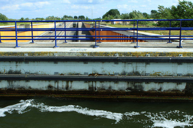 The River Bridge – Aqueduct Veluwemeer