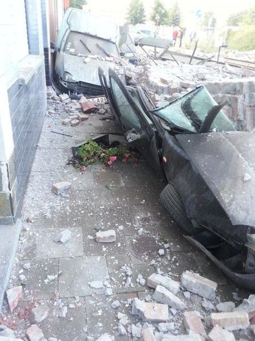 This Is What Happens When a Brick Wall Falls on a Car
