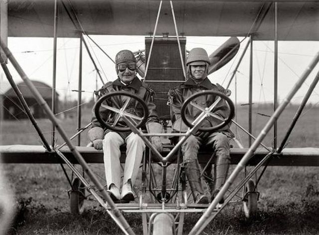 Vintage Black and White Photos That Capture a Classic Time in History