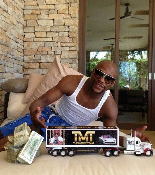 A Glimpse Inside the Privileged Life of Floyd “Monet” Mayweather
