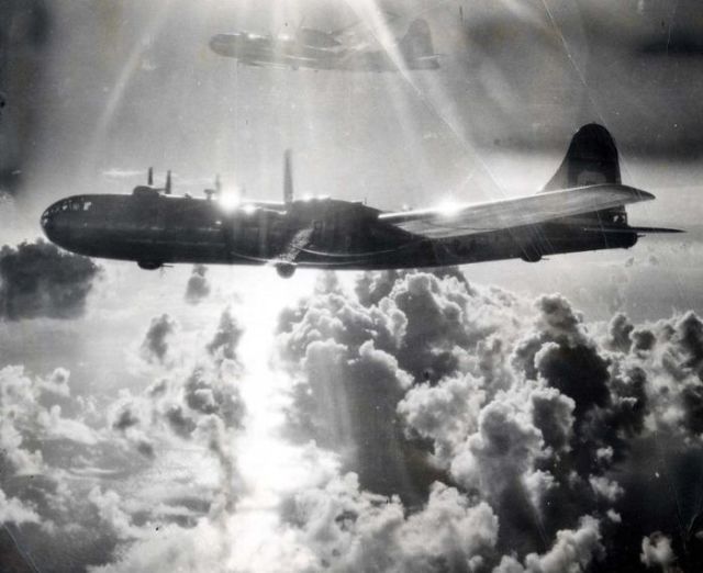 Great Historical World War II Photos
