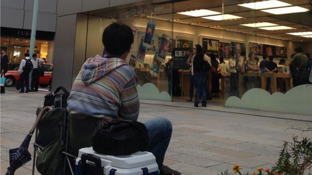 The Most Enthusiastic iPhone Buyer in the World