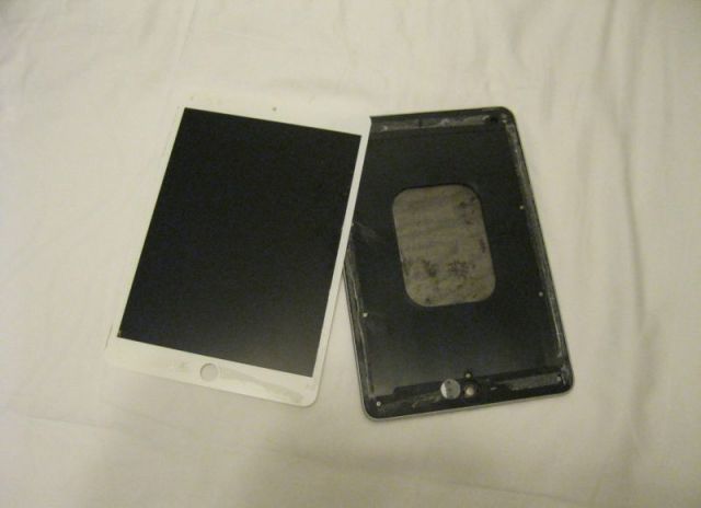 Why You Should Never Buy an iPad at a Chinese Radio Market