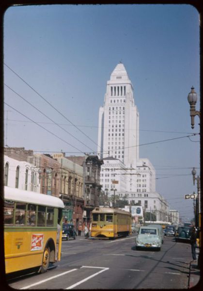 Photos of Los Angeles Downtown in 1952 Compared to Recent Times