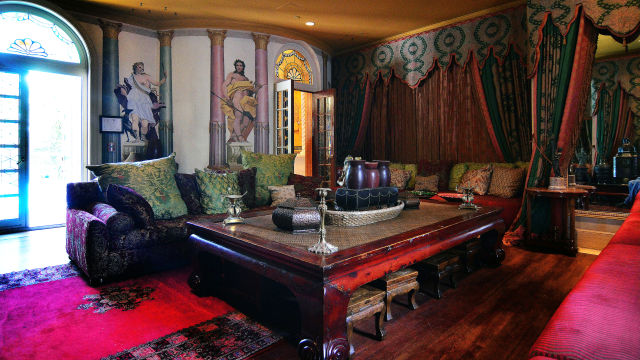 Opulent Versace Mansion Finally Sold for $41.5 Million!