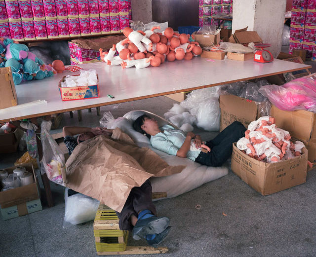 Revealing Photos from Inside a Chinese Toy Factory