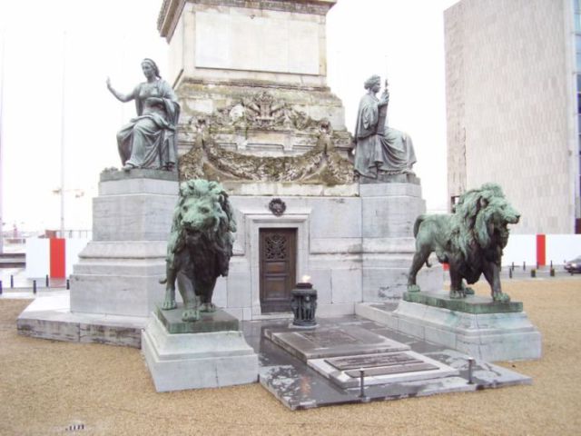 The Worldwide Graves of Unknown War Soldiers