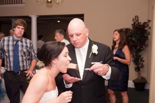 Photos Catch Funny Wedding Moments