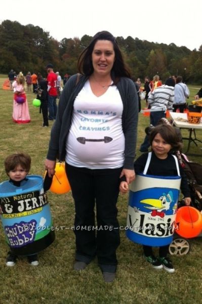 Sweet Family Halloween Costumes That are Corny but Cute