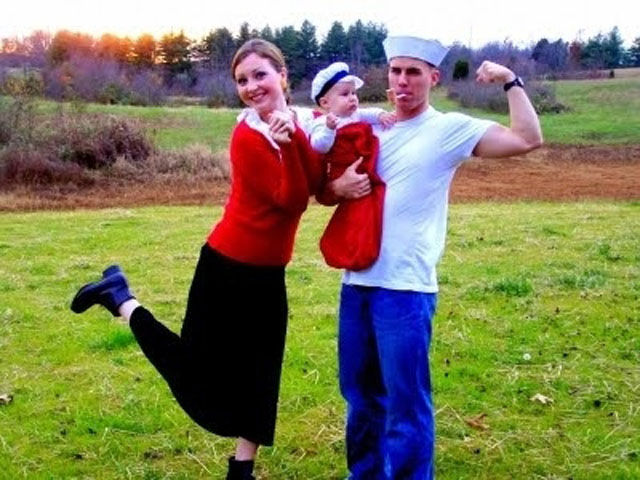 Sweet Family Halloween Costumes That Are Corny But Cute