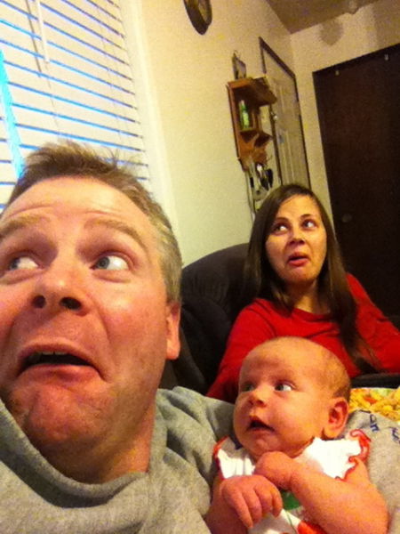 New Dad Takes the Most Adorable Selfies with His 3 Week Old Daughter