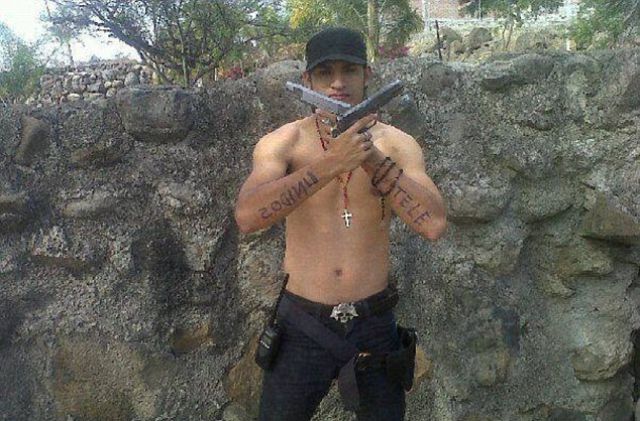 Mexican Drug Cartels Now Use Facebook for Publicity