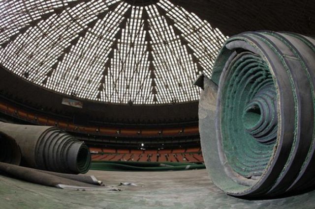 Houston’s Gigantic Astrodome That’s No Longer Used