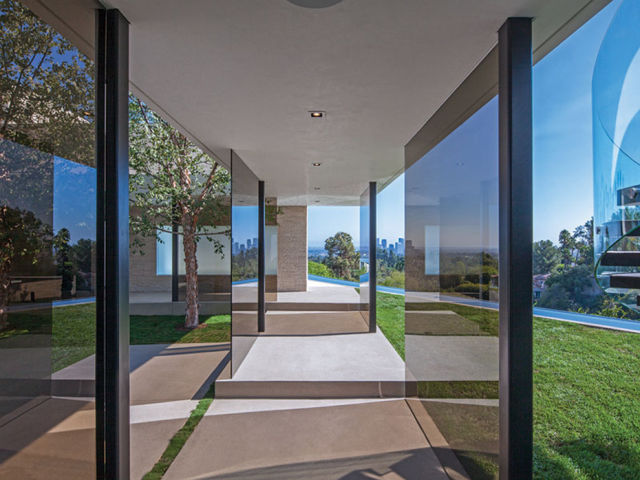 An Elite Californian Mansion with the Best Views