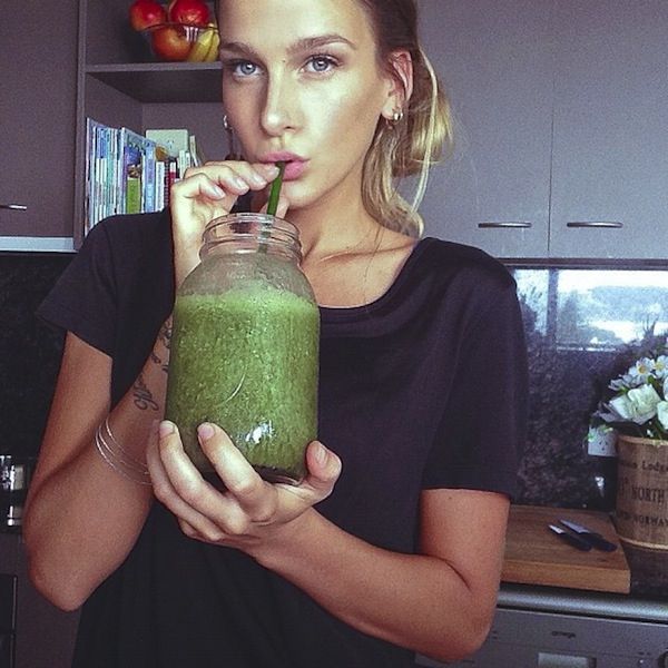 A Pregnant Model’s Bizarrely Extreme Diet