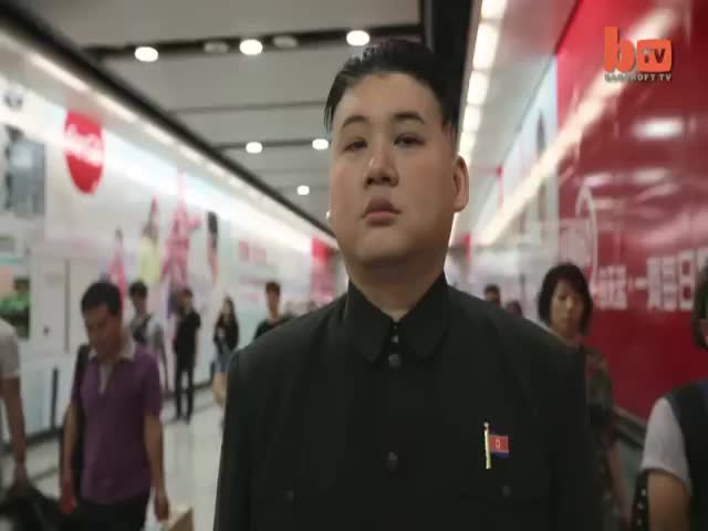 Kim Jong-un Impersonator Wows People in Hong Kong 
