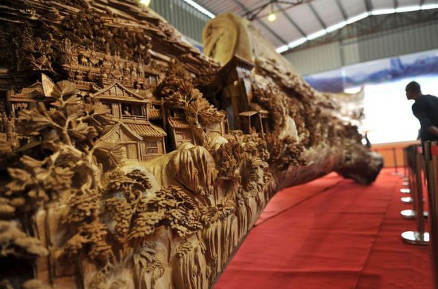 The Longest Wood Carving in the World