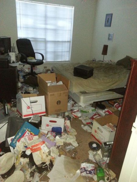 See Why This Guy Finally Decided to Clean His Apartment…