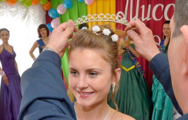 Beauty Pageant in Russian Prison